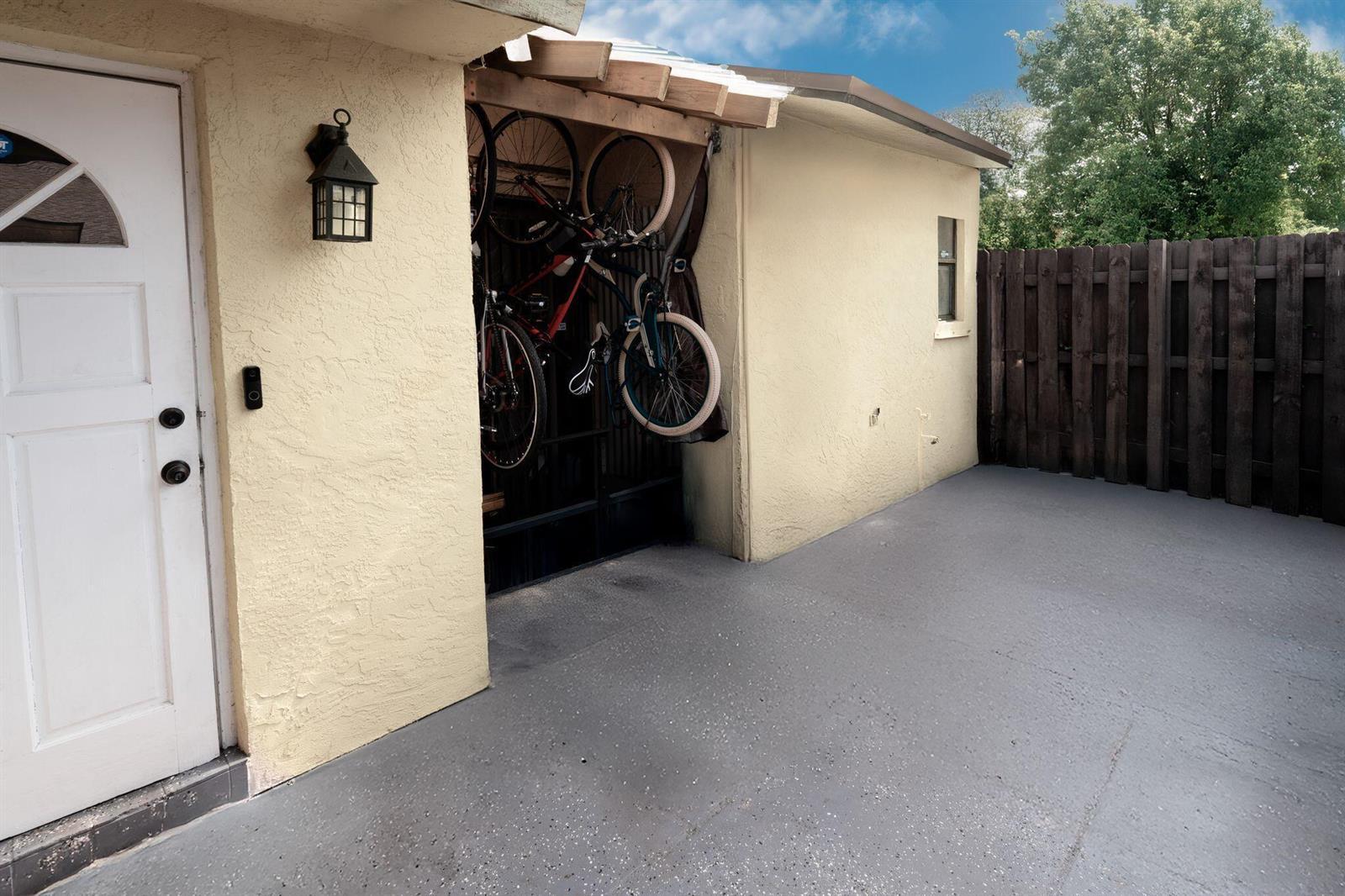 3504 WATERVIEW Circle, Palm Springs FL 33461 photo 5