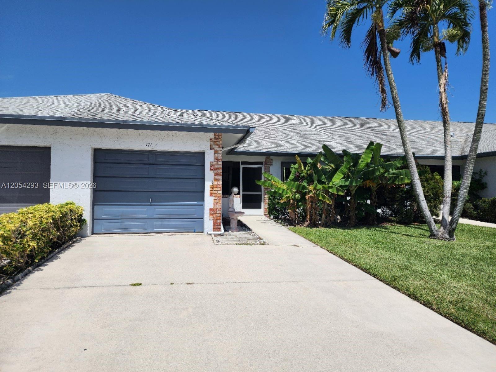 171 N Moccasin Trl N, Jupiter FL 33458 photo 2