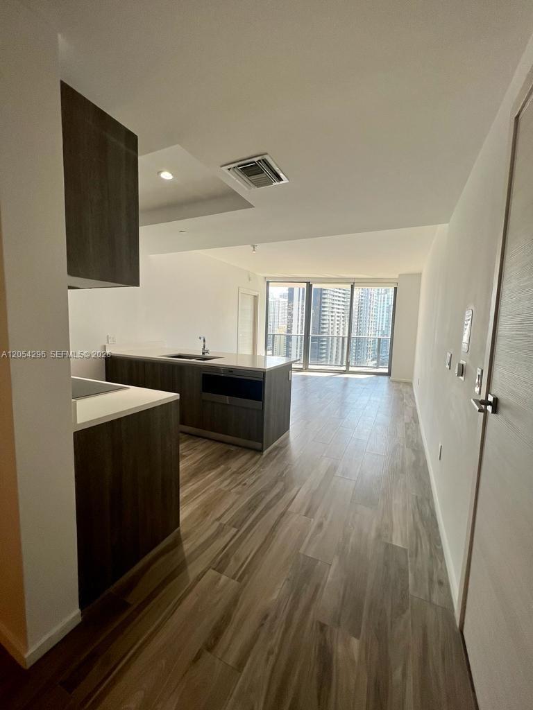 801 S Miami Ave # 2203, Miami FL 33130 photo 4