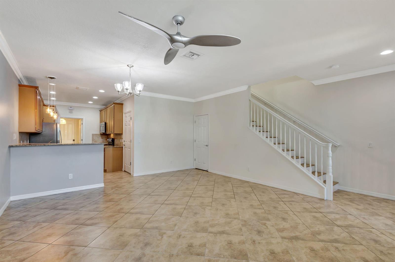 1212 S COMMUNITY Drive, Jupiter FL 33458 photo 5