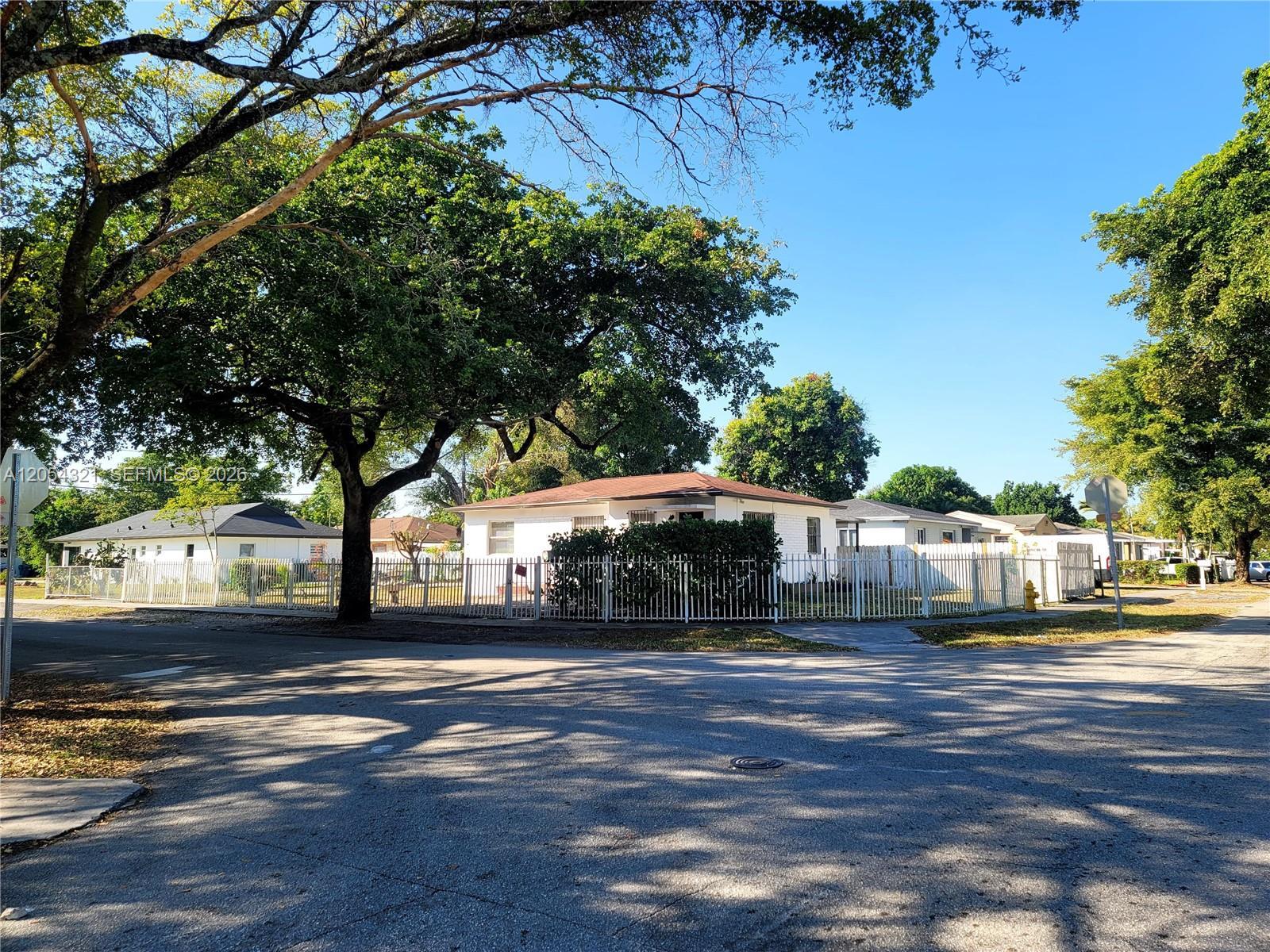 6630 NW 29 AVE, Miami FL 33147 photo 4