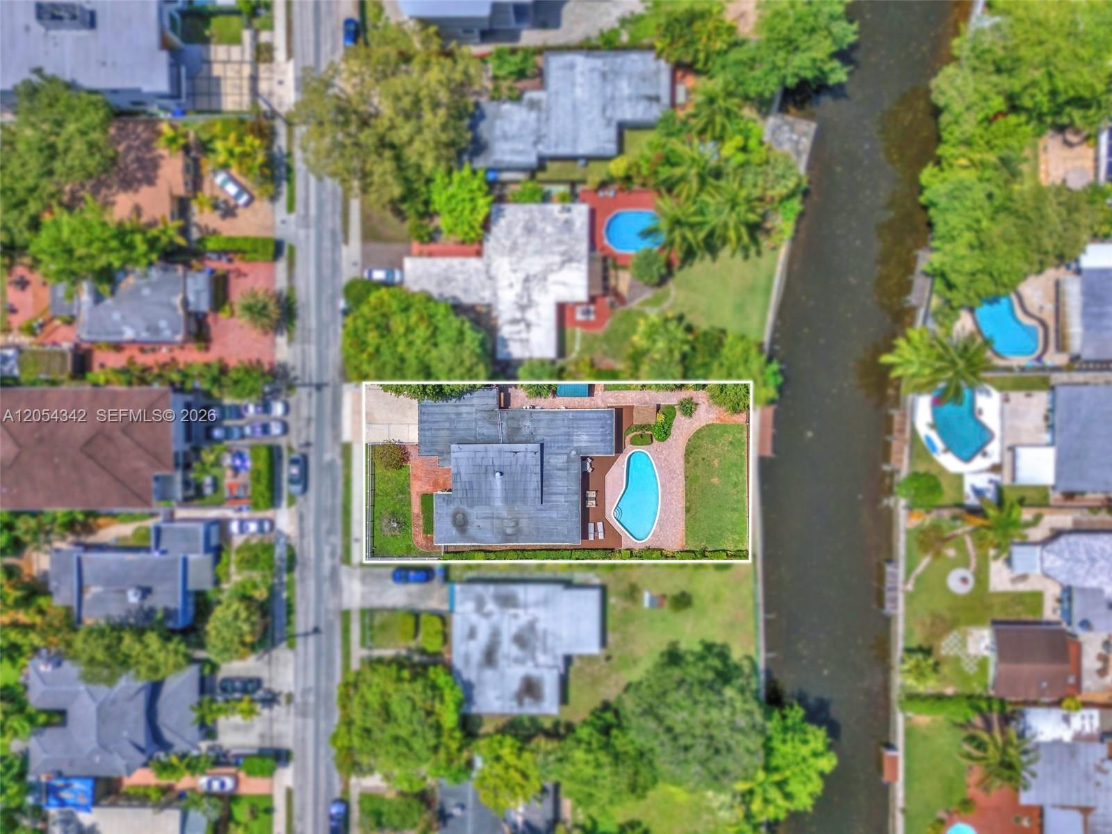 800 SW 8th Ter, Fort Lauderdale FL 33315 photo 3