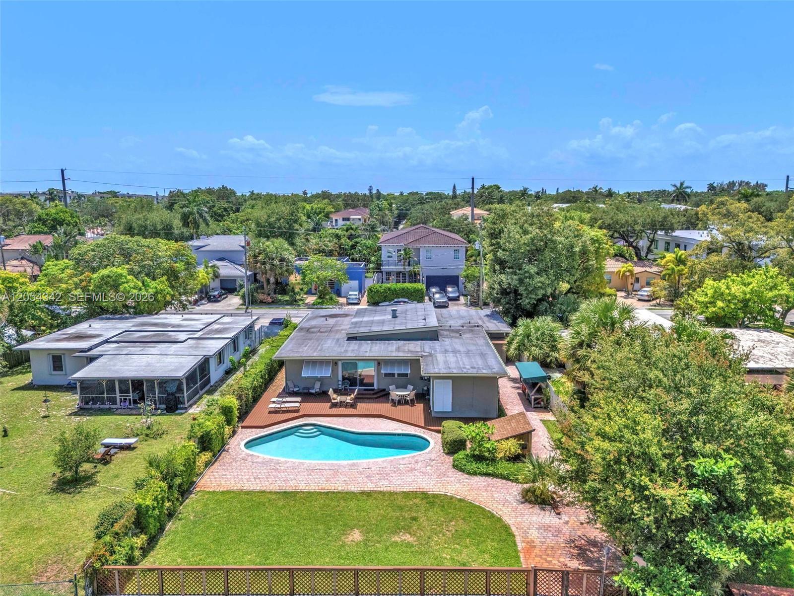 800 SW 8th Ter, Fort Lauderdale FL 33315 photo 5