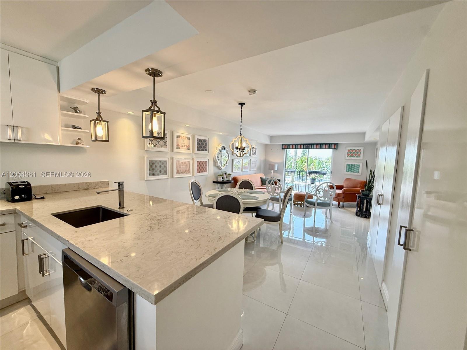 855 Euclid Ave # 402, Miami Beach FL 33139