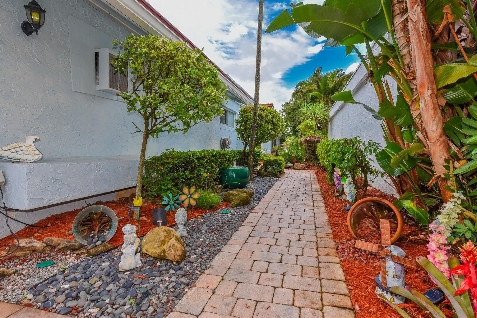 5518 Ainsley Court, Boynton Beach FL 33437 photo 4