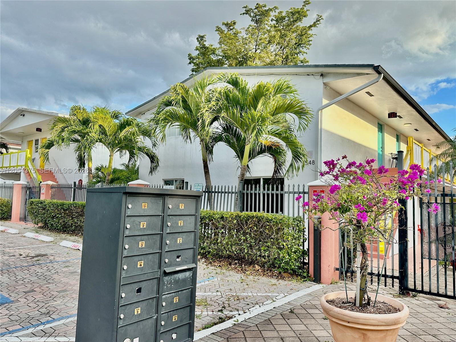 1548 SW 5th Pl # 1, Fort Lauderdale FL 33312 photo 5