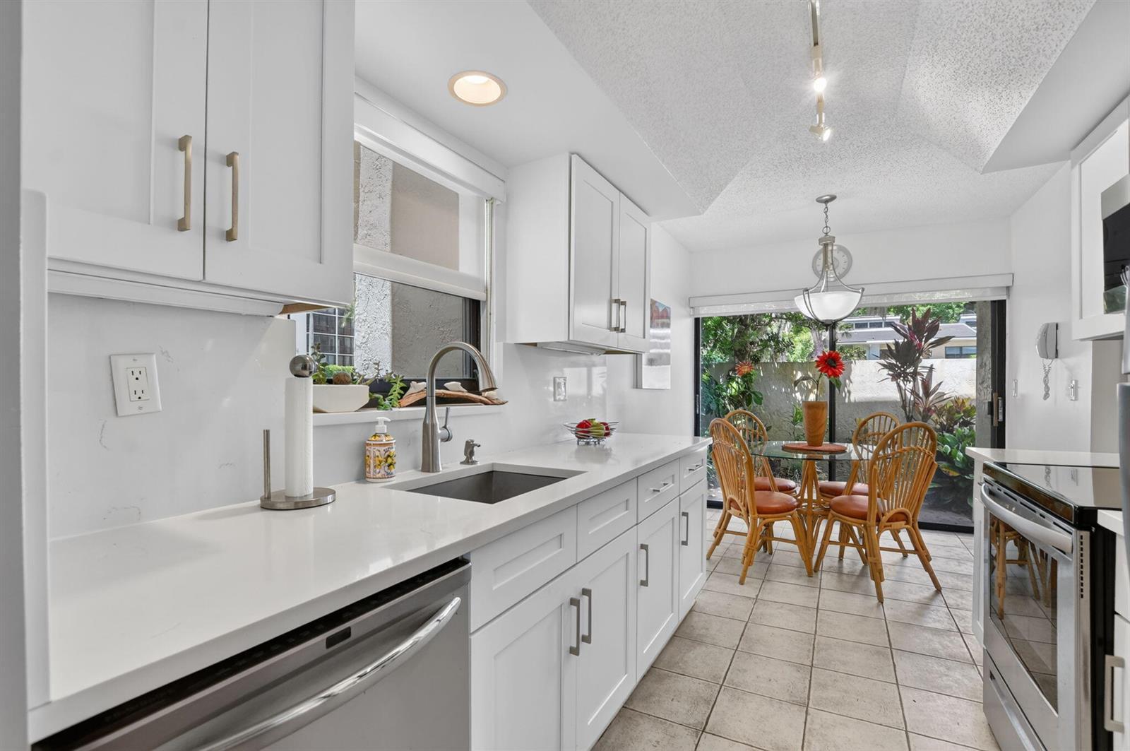 6852 Willow Wood Drive # 505, Boca Raton FL 33434 photo 3
