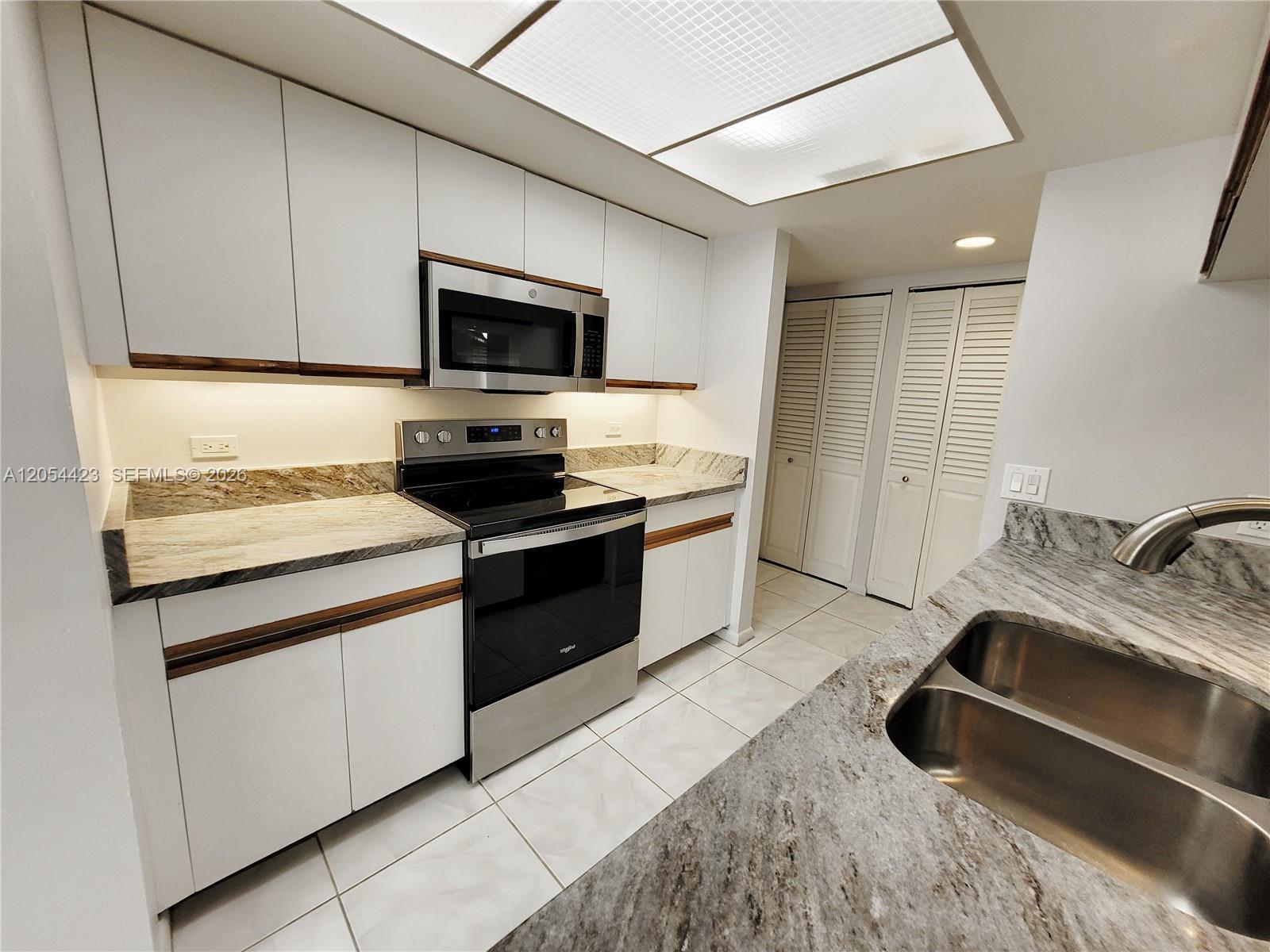 7523 Greenlake Way # C, Boynton Beach FL 33436 photo 2