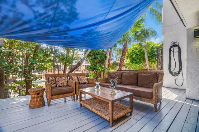 622 Mariners Way, Boynton Beach FL 33435 photo 3