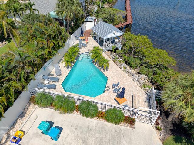 622 Mariners Way, Boynton Beach FL 33435 photo 4