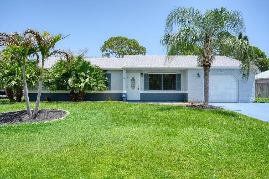 2773 SE Brevard Avenue, Port St. Lucie FL 34952