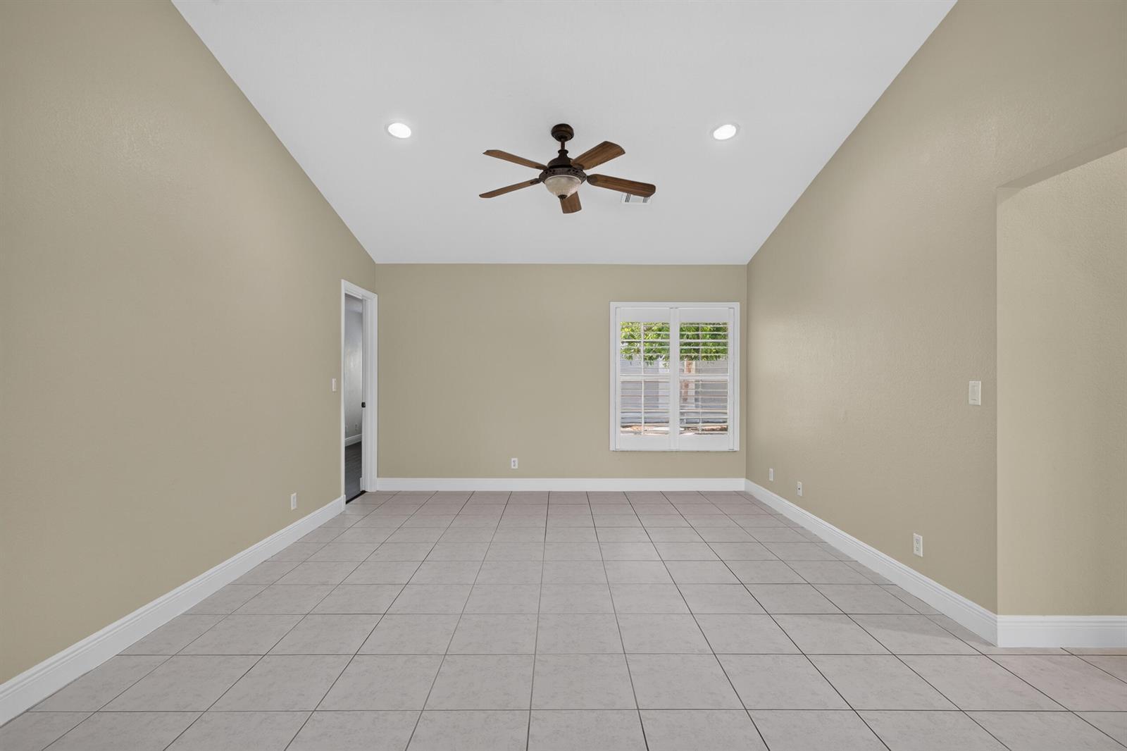 4481 NW 20TH Avenue, Oakland Park FL 33309 photo 5