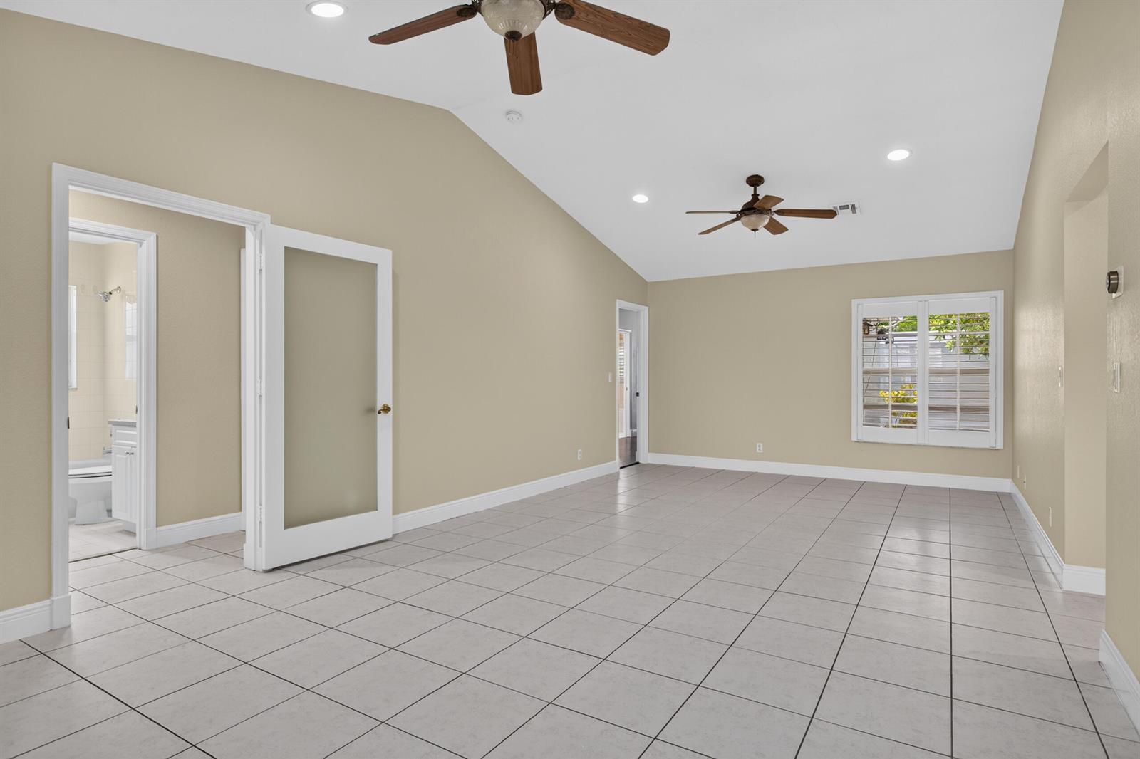 4481 NW 20TH Avenue, Oakland Park FL 33309 photo 4