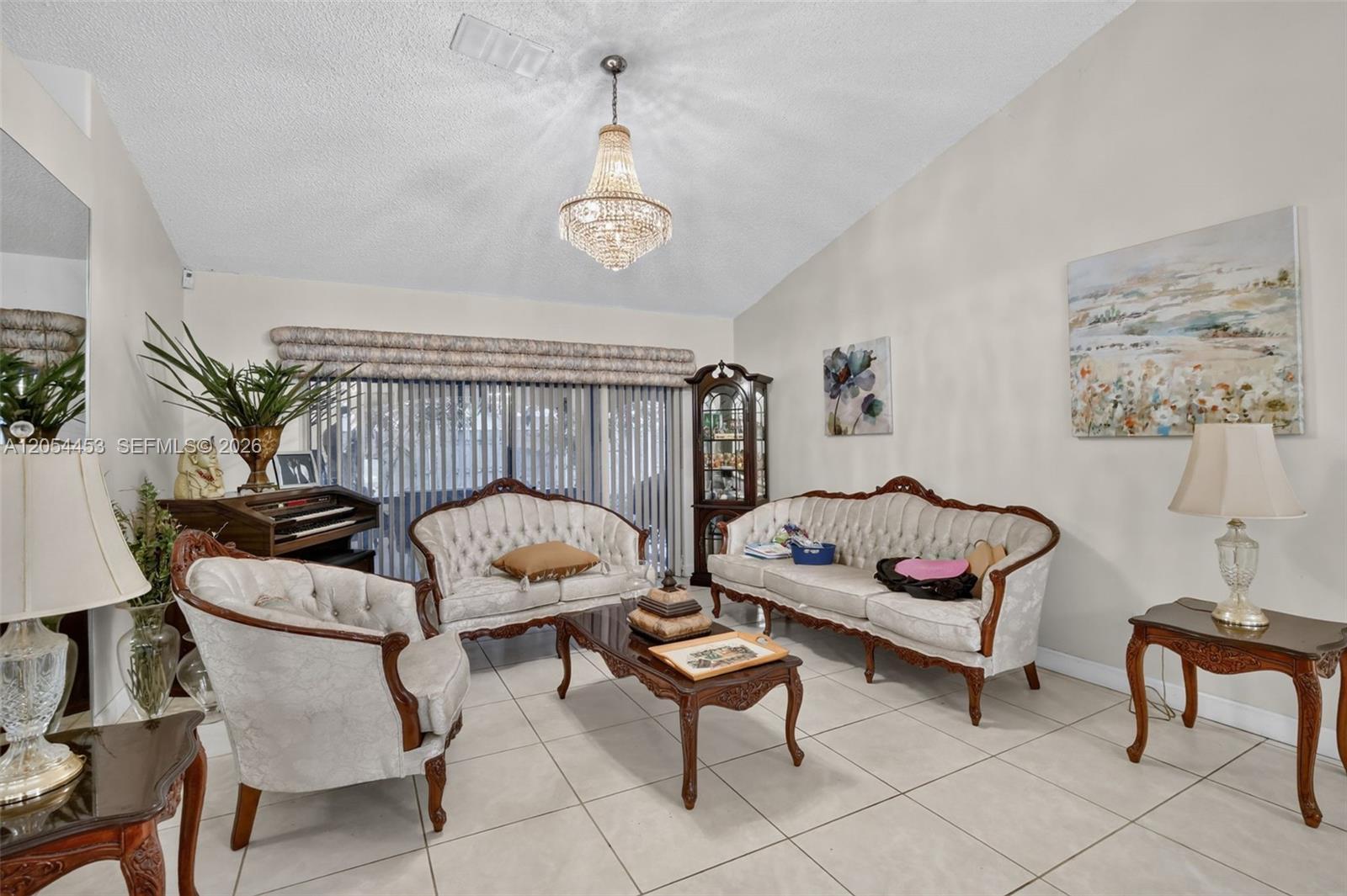 709 NW 177th Ave, Pembroke Pines FL 33029 photo 5