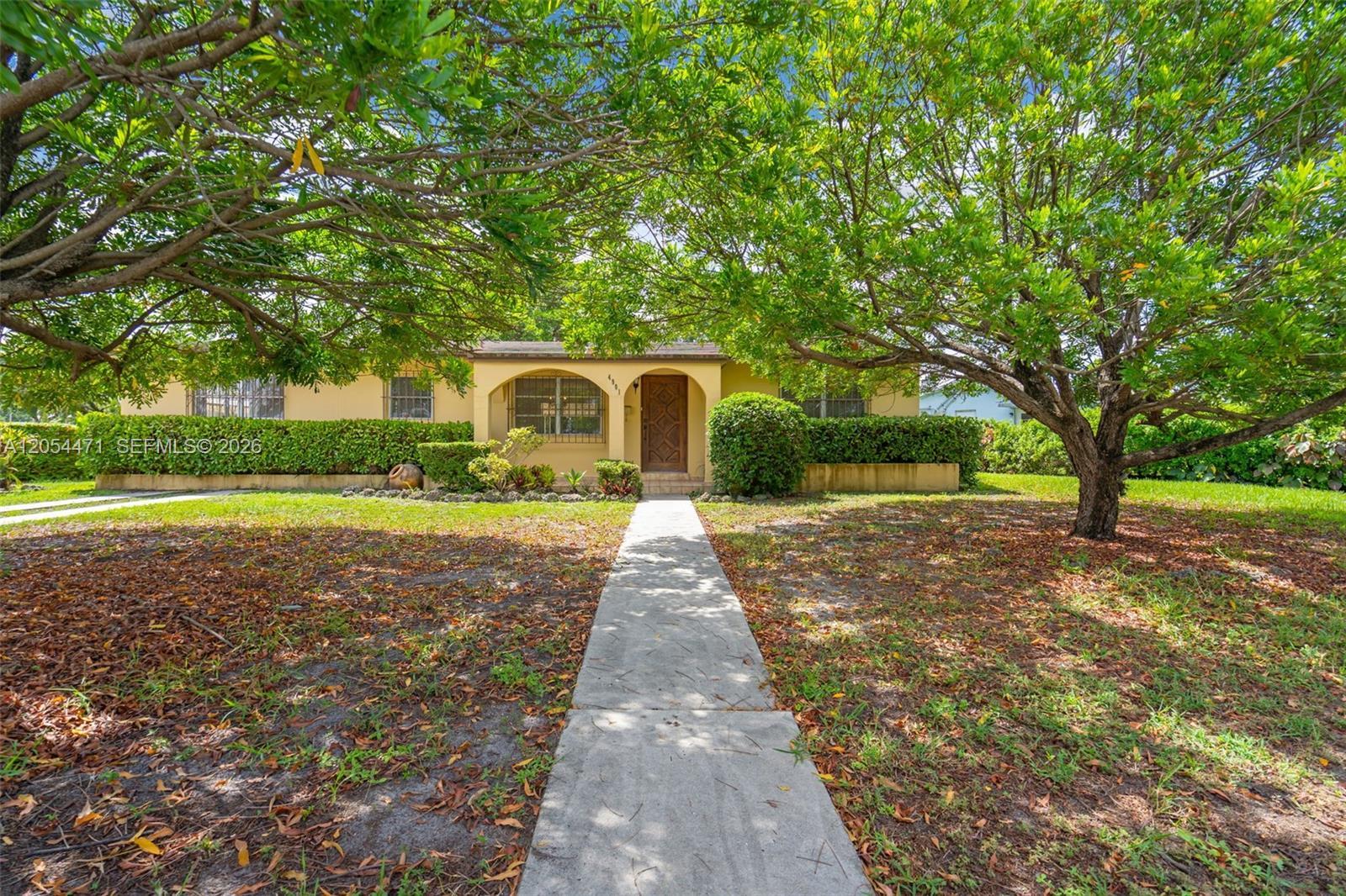 4901 SW 97th Ave, Miami FL 33165
