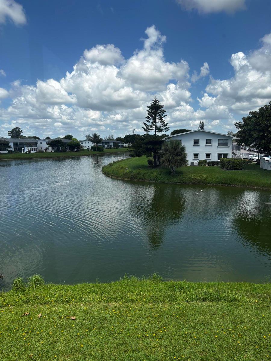 13 CHATHAM A, West Palm Beach FL 33417