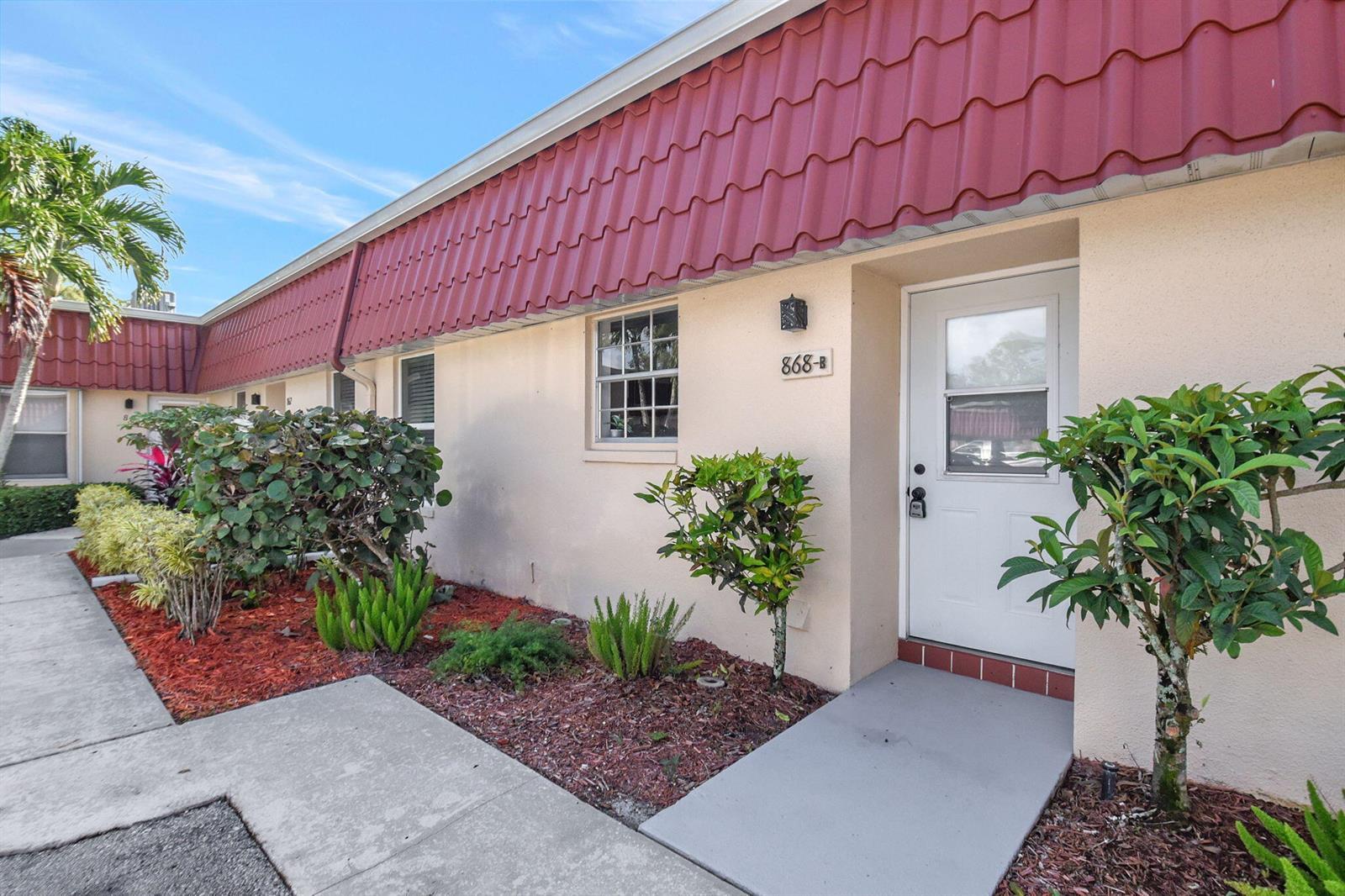 868 Worcester Lane # B, Lake Worth FL 33467 photo 2