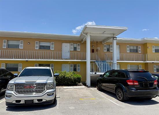 1505 CRESCENT Circle # A12, Lake Park FL 33403 photo 2