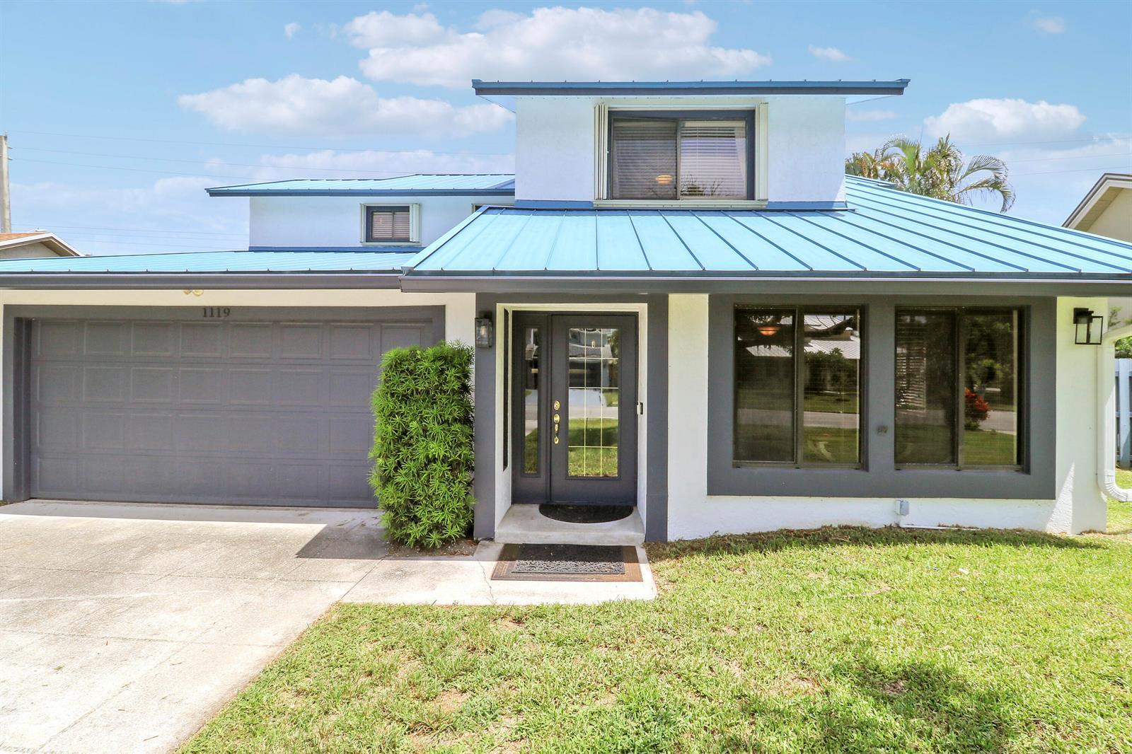 1119 RAINWOOD Circle, Palm Beach Gardens FL 33410 photo 3