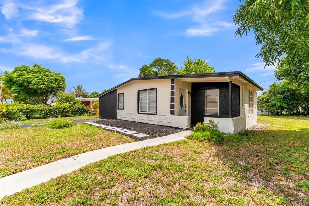 3411 NW 5th Court, Lauderhill FL 33311 photo 3