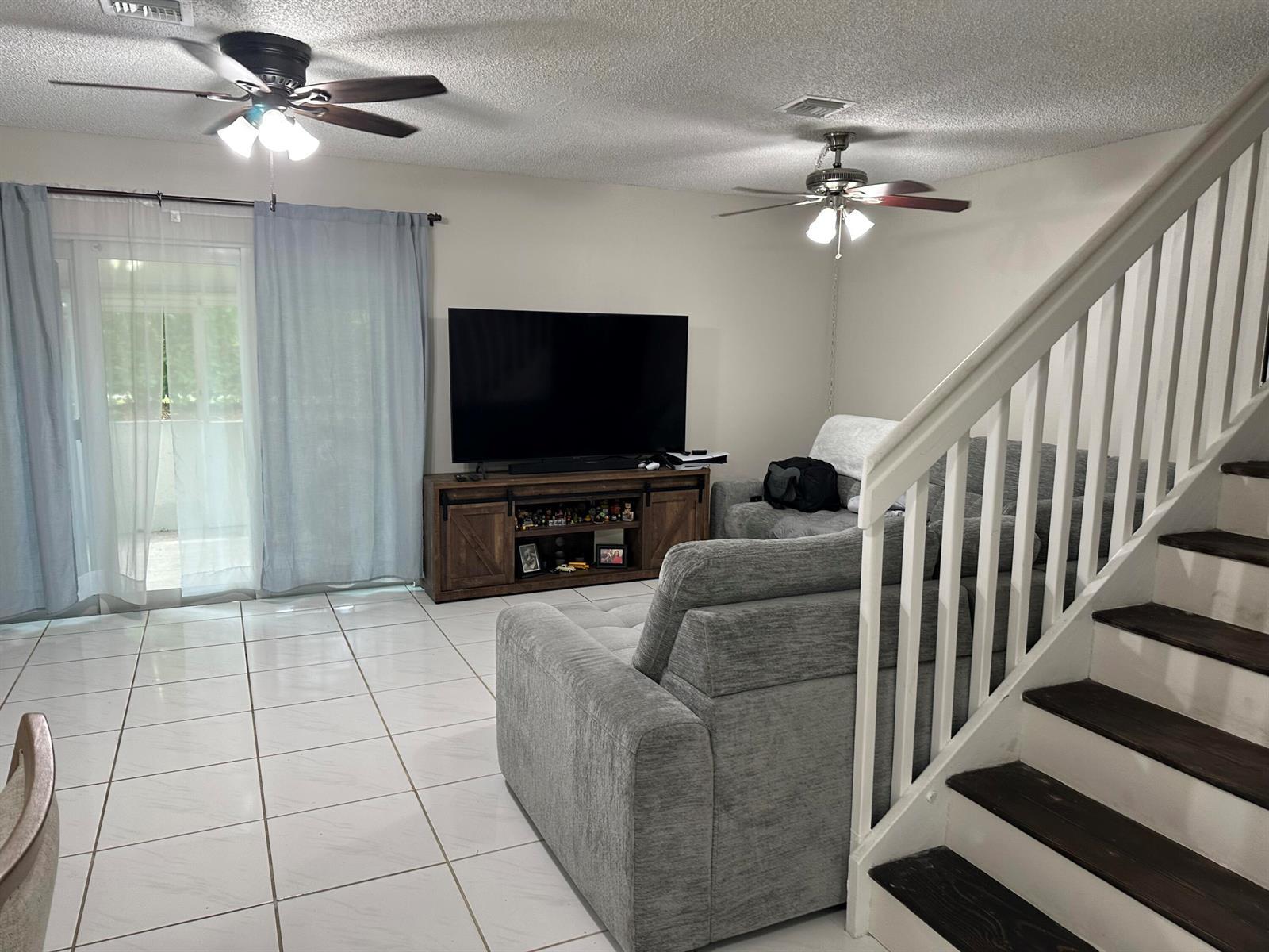 1420 SW 47TH Avenue, Deerfield Beach FL 33442 photo 4