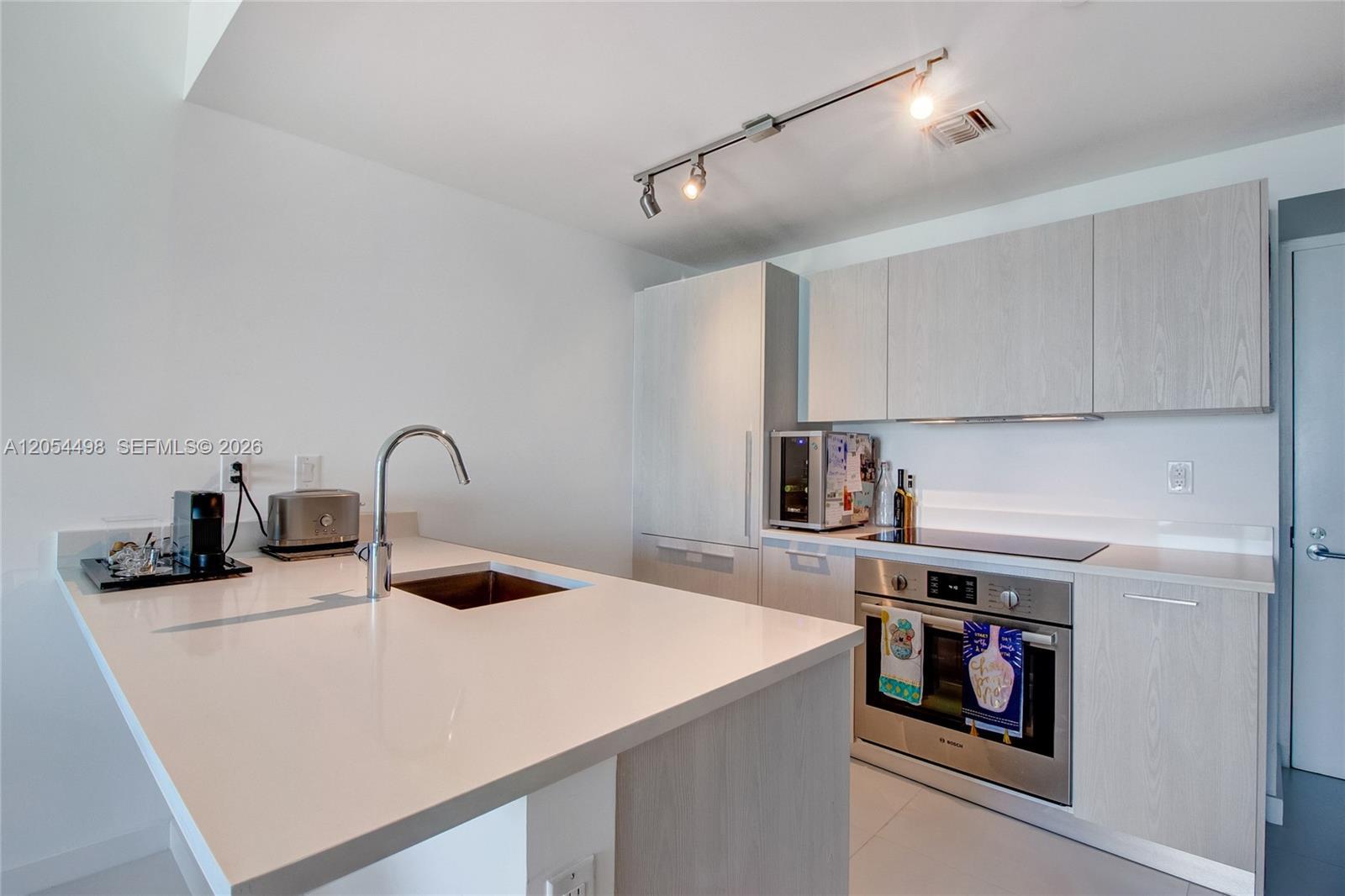 501 NE 31st St # 1502, Miami FL 33137 photo 5