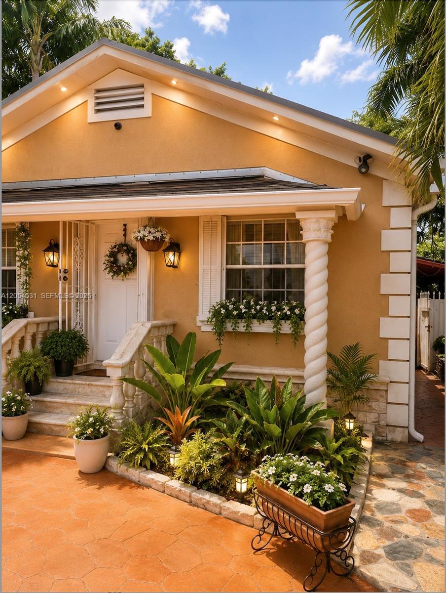 1176 NW 38th St # 1, Miami FL 33127