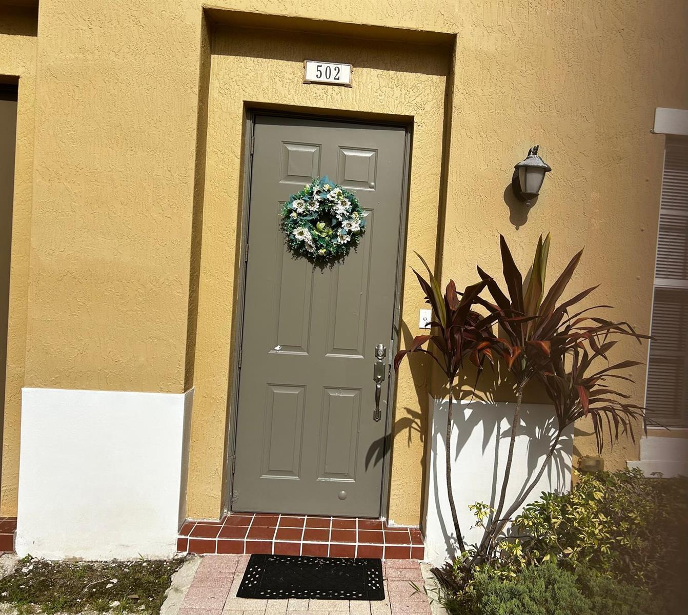 502 SW 147th Avenue, Pembroke Pines FL 33027 photo 4