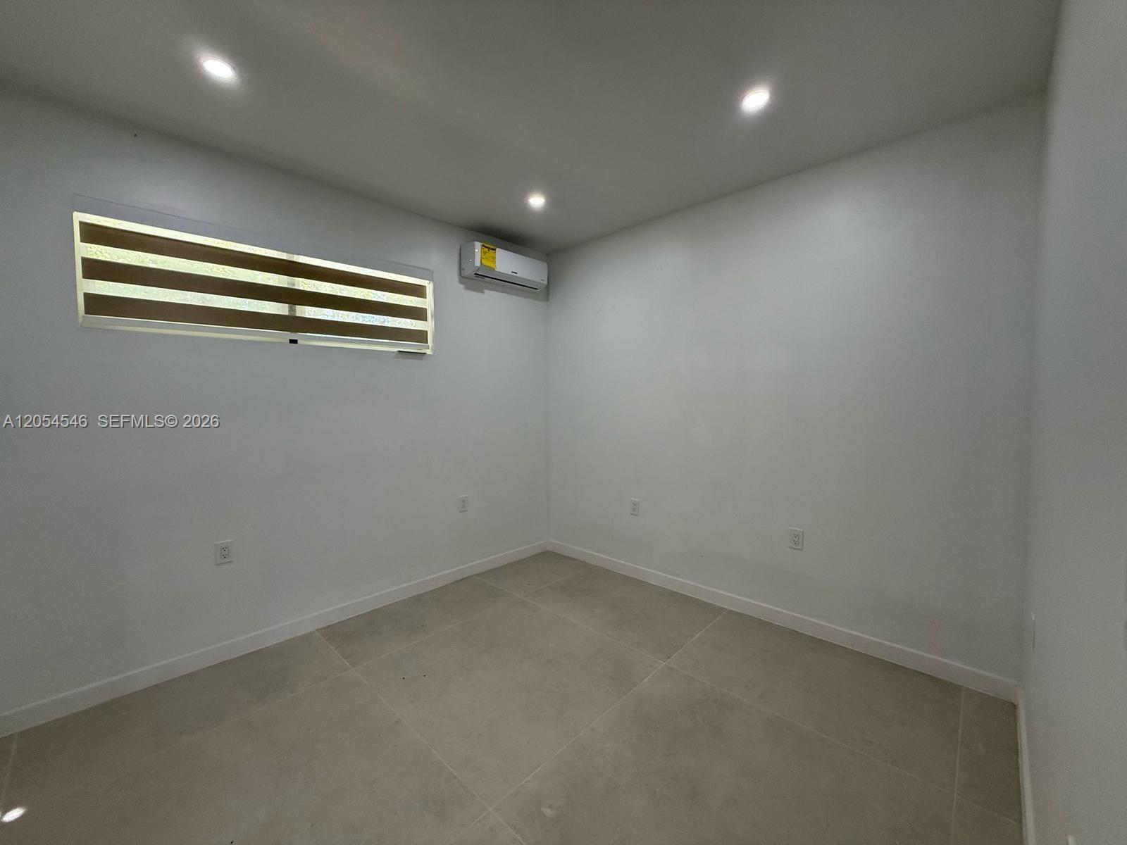 401 NW 131st St # 2A, North Miami FL 33168 photo 2