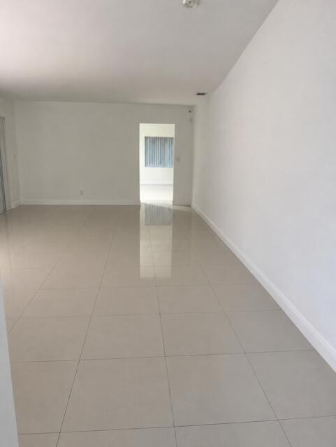 2031 NW 70TH Avenue, Margate FL 33063 photo 4