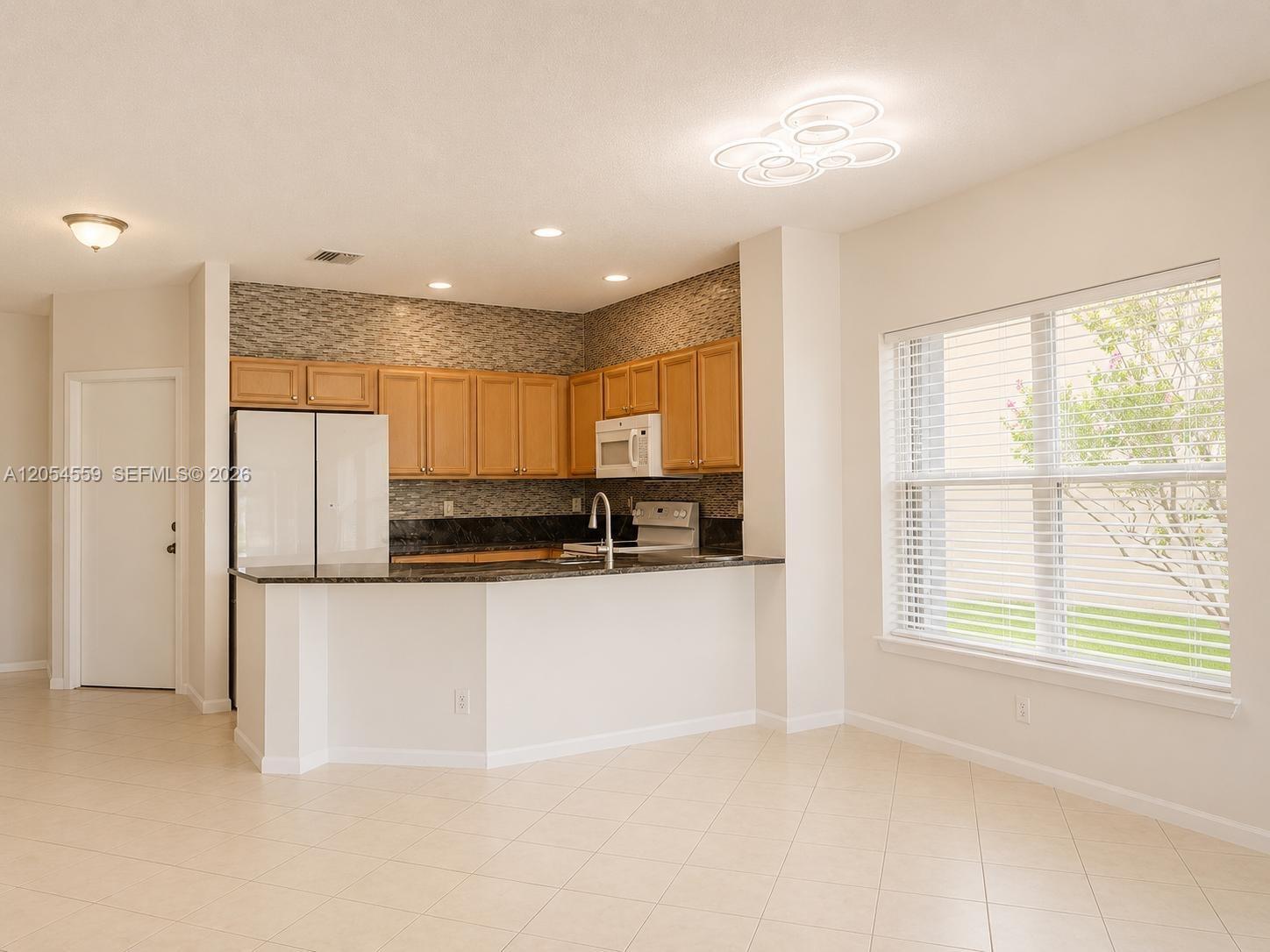 7337 Smithbrooke Dr, Lake Worth FL 33467 photo 3