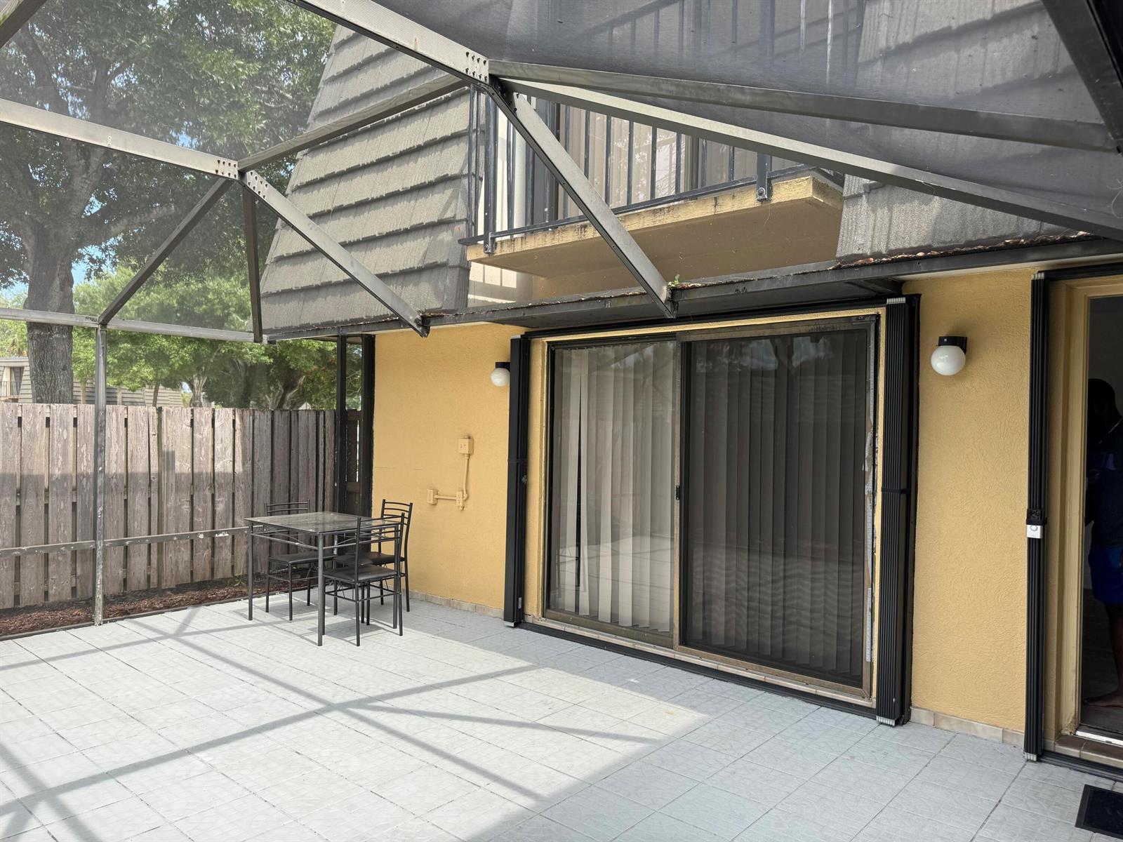 1801 18TH Way, West Palm Beach FL 33407 photo 2