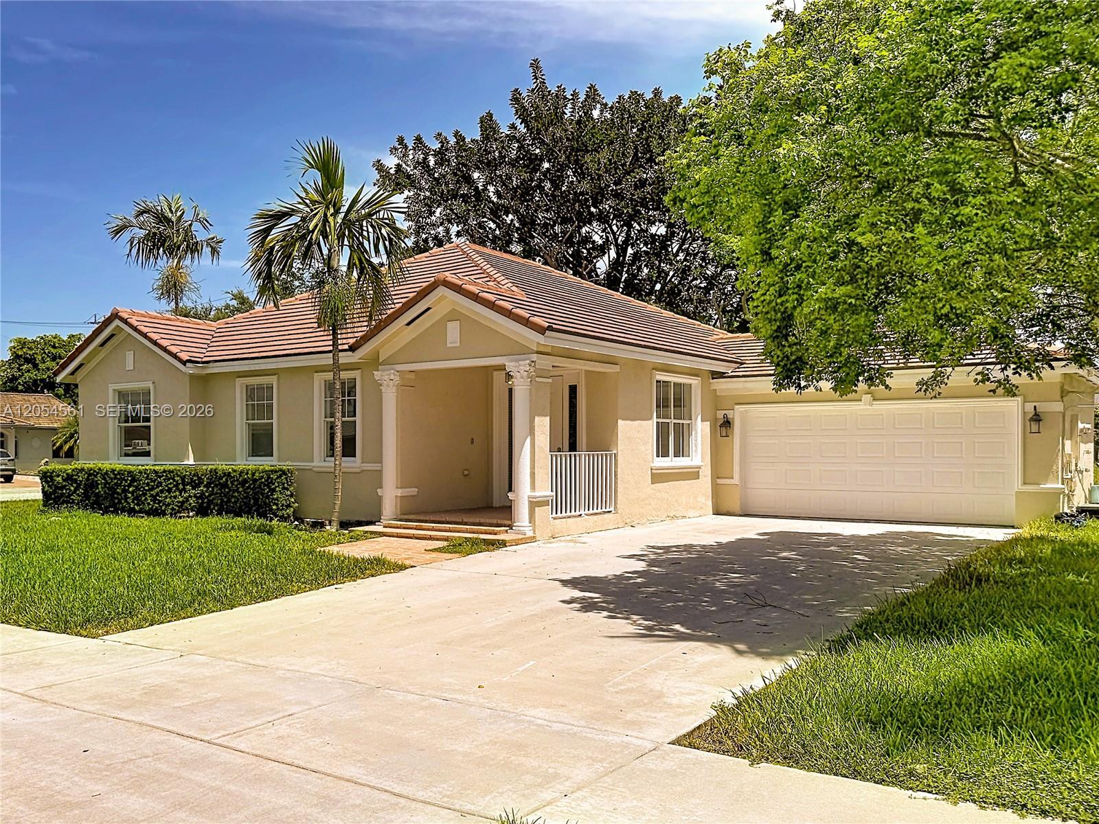 12971 SW 200th Ter, Miami FL 33177 photo 2