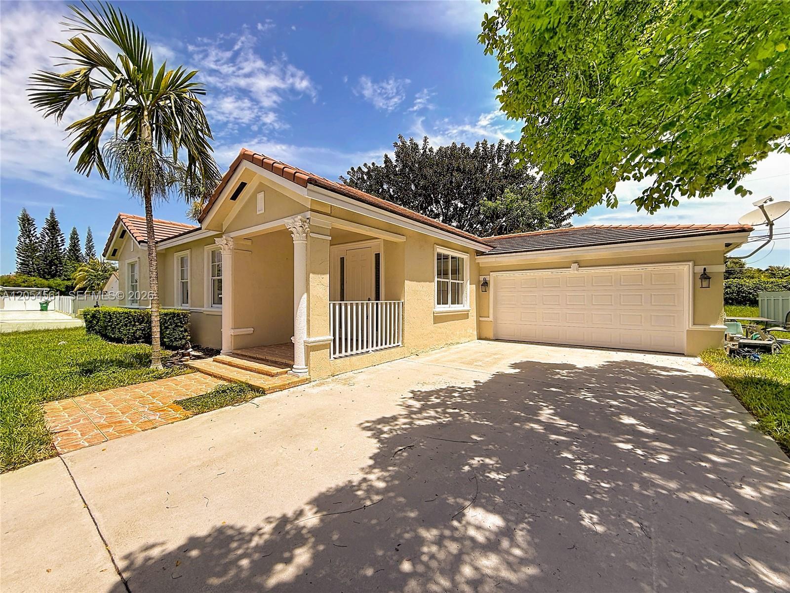 12971 SW 200th Ter, Miami FL 33177 photo 4