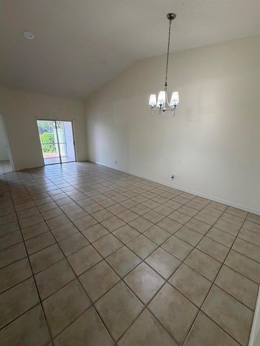 11289 SW 18th Court, Miramar FL 33025 photo 4