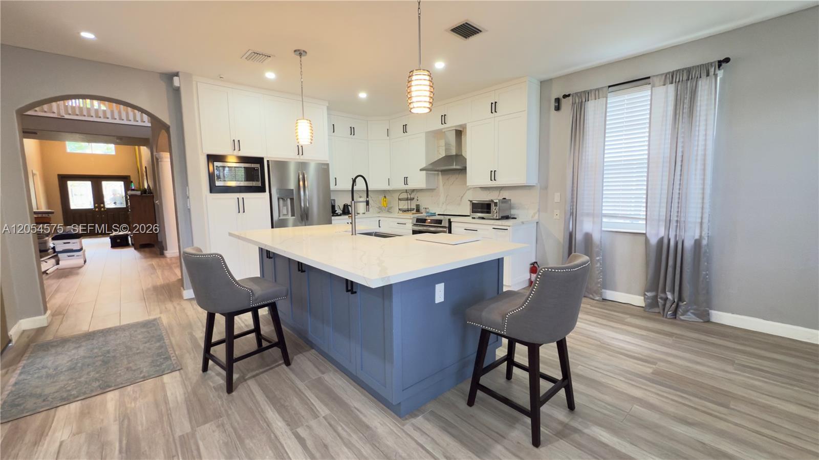 1247 NW 165th Ave, Pembroke Pines FL 33028 photo 2
