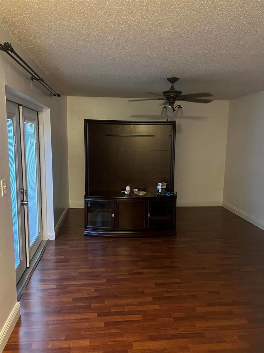 4408 NW 3RD Terrace, Deerfield Beach FL 33064 photo 3