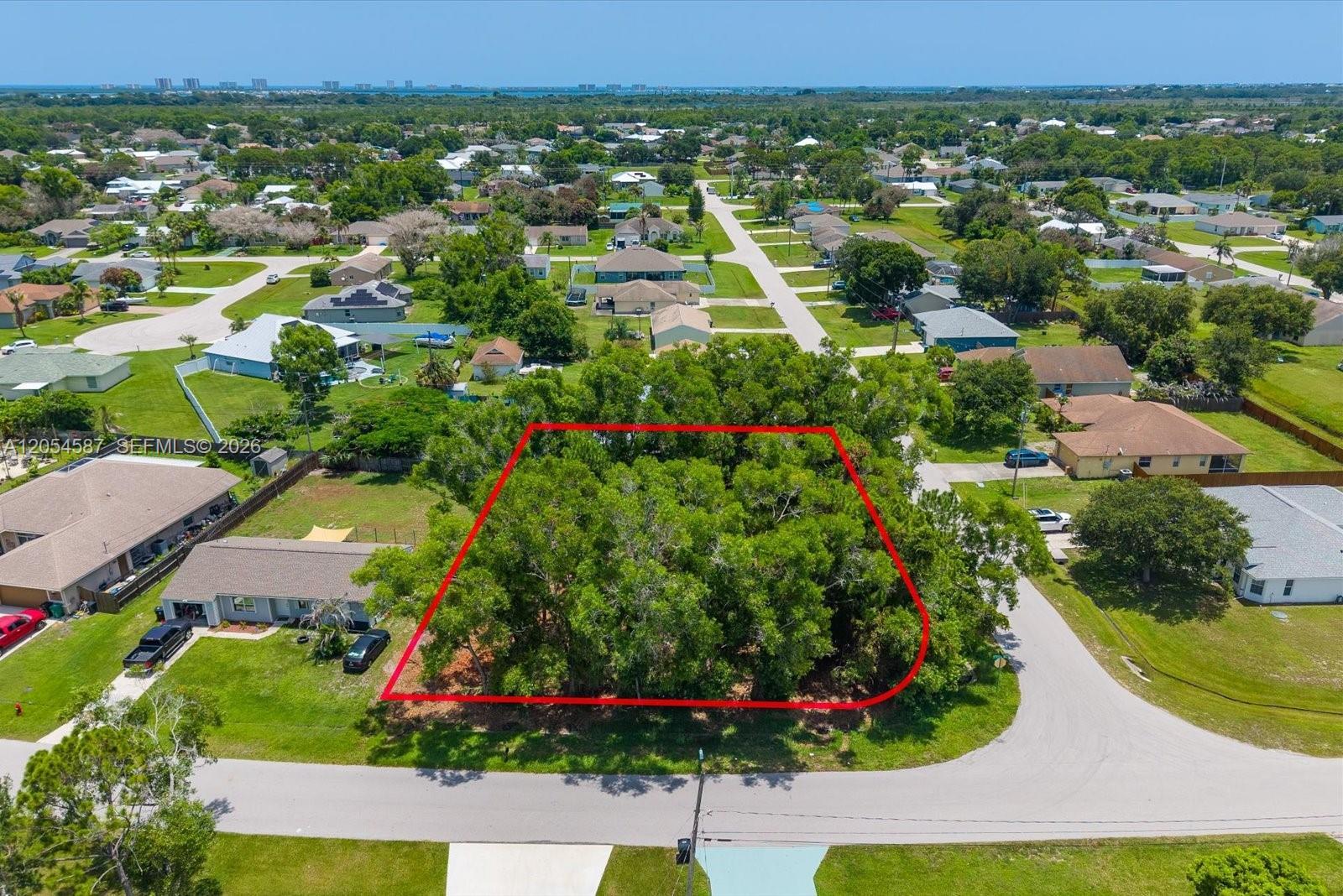 2801 SE Leigh Ave, Port St. Lucie FL 34952 photo 2