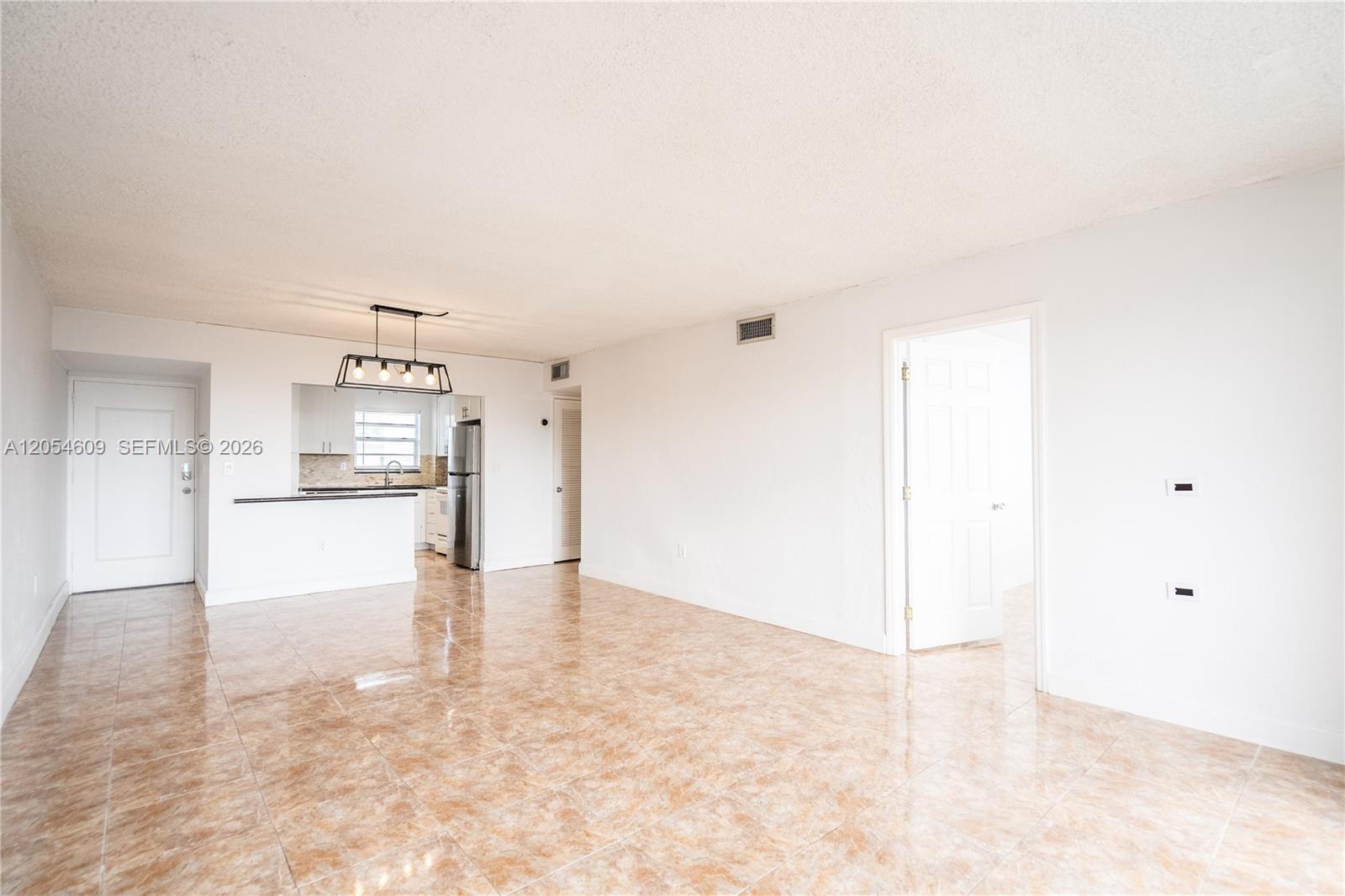 7850 Byron Ave # 207, Miami Beach FL 33141 photo 3