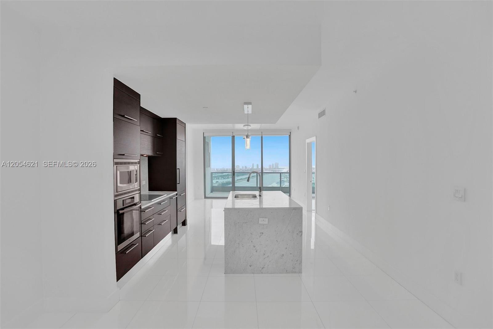 900 Biscayne Blvd # 4803, Miami FL 33132 photo 4