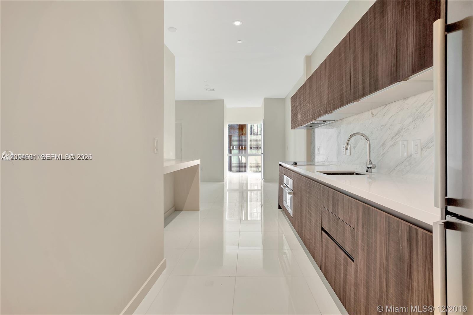 851 NE 1st Ave # 504, Miami FL 33132 photo 3