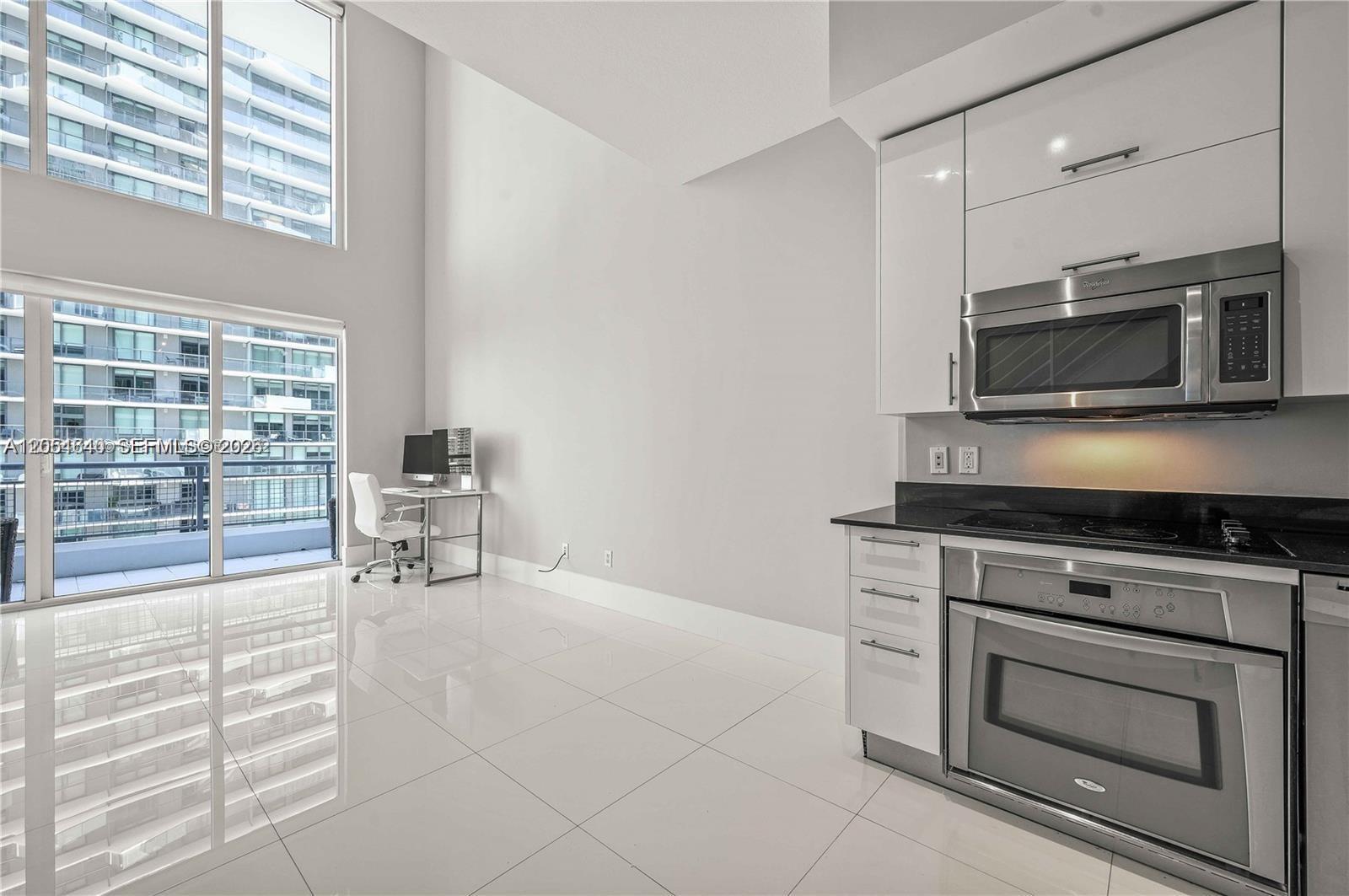 60 SW 13th St # 3618, Miami FL 33130 photo 4