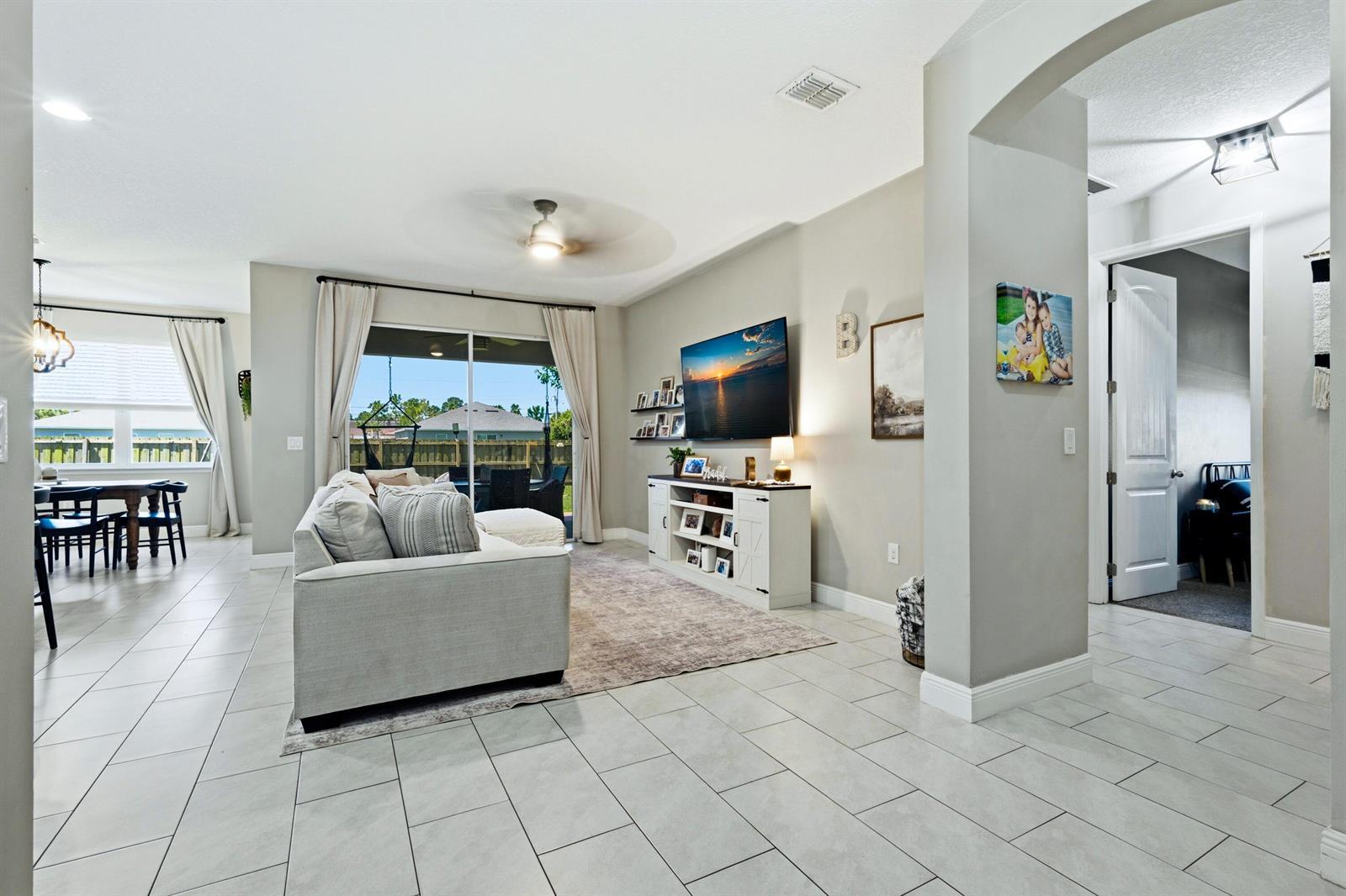 1386 SW Babcock Avenue, Port St. Lucie FL 34953 photo 3
