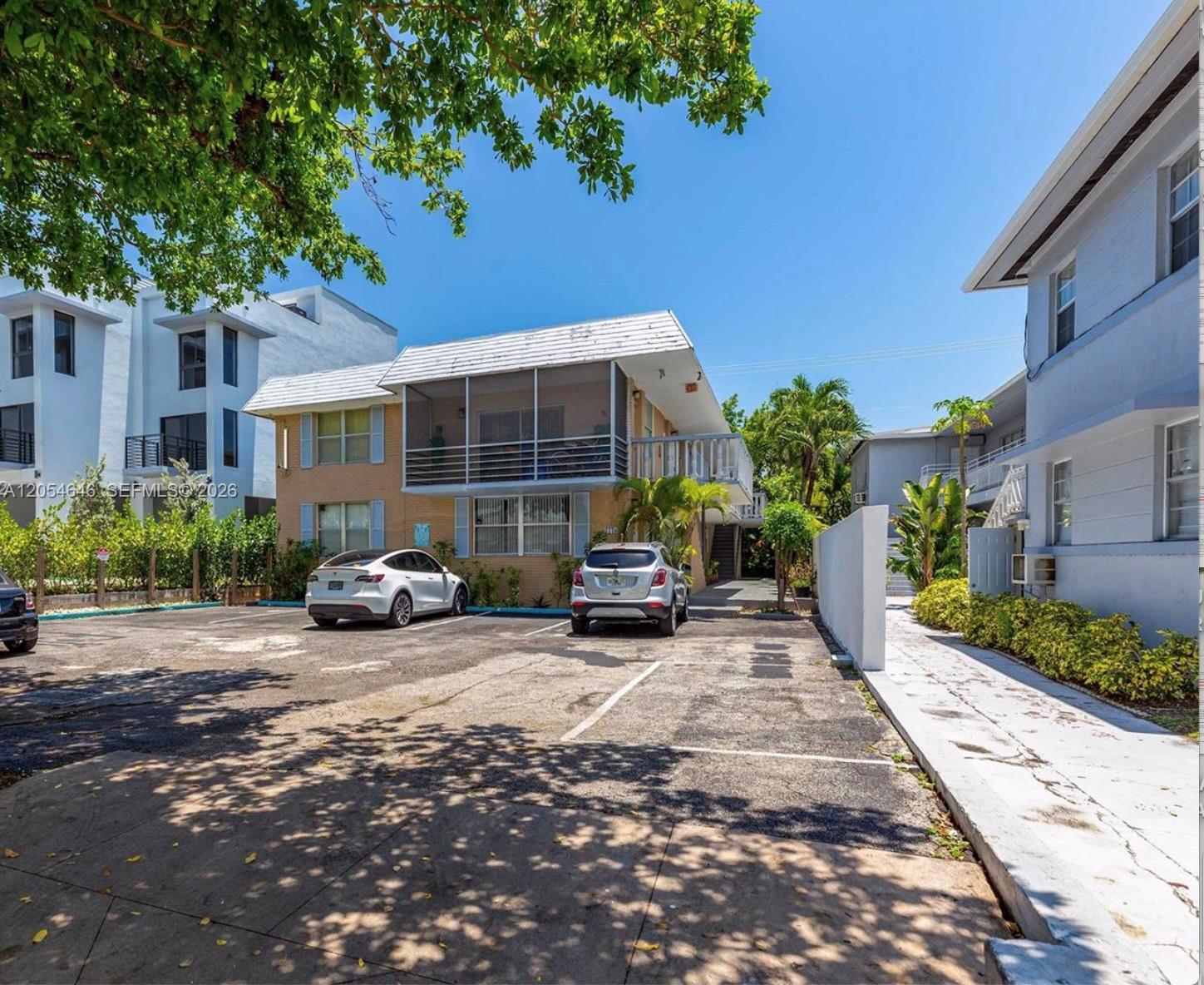 1140 71st St # 2, Miami Beach FL 33141 photo 2