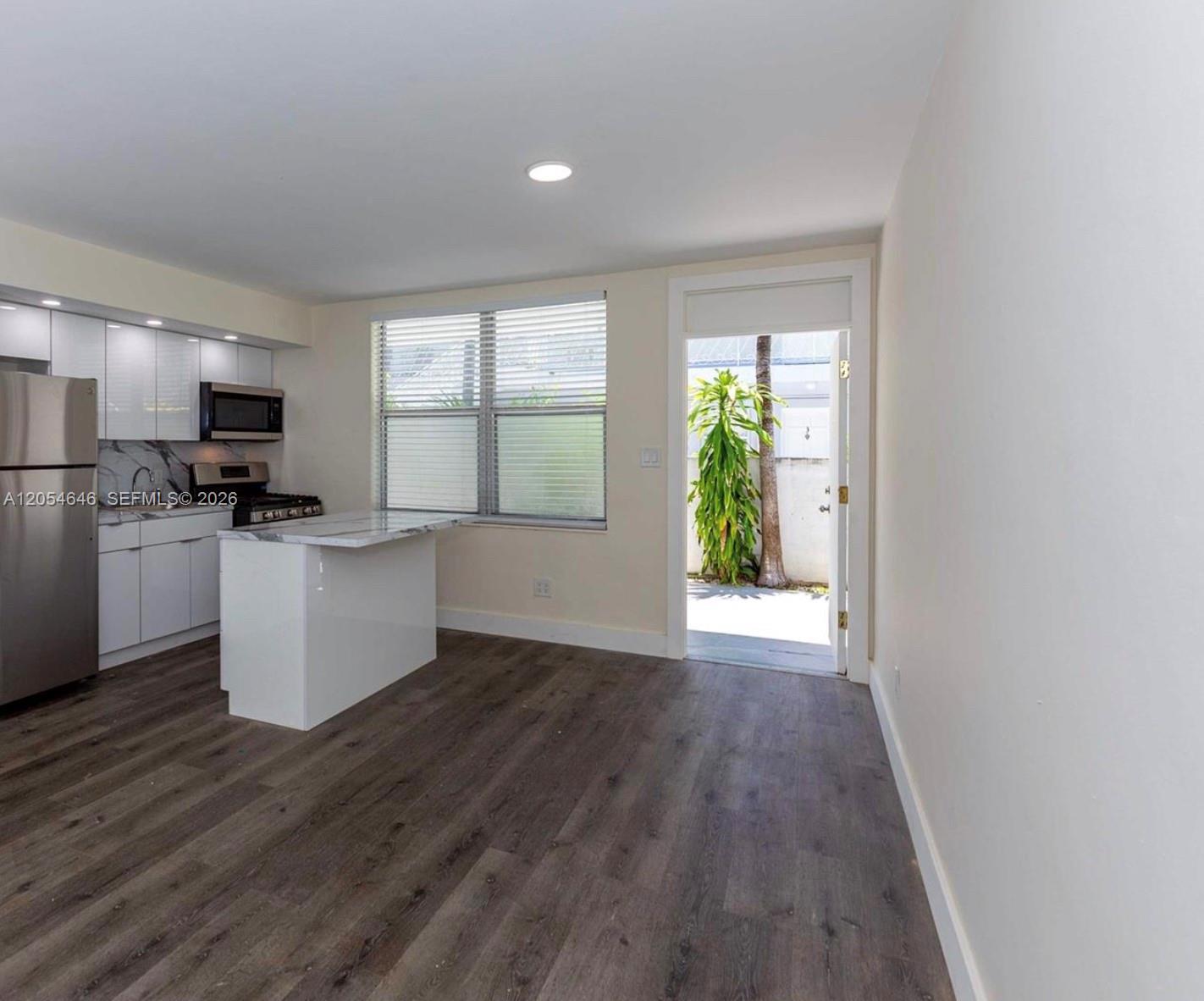 1140 71st St # 2, Miami Beach FL 33141 photo 3