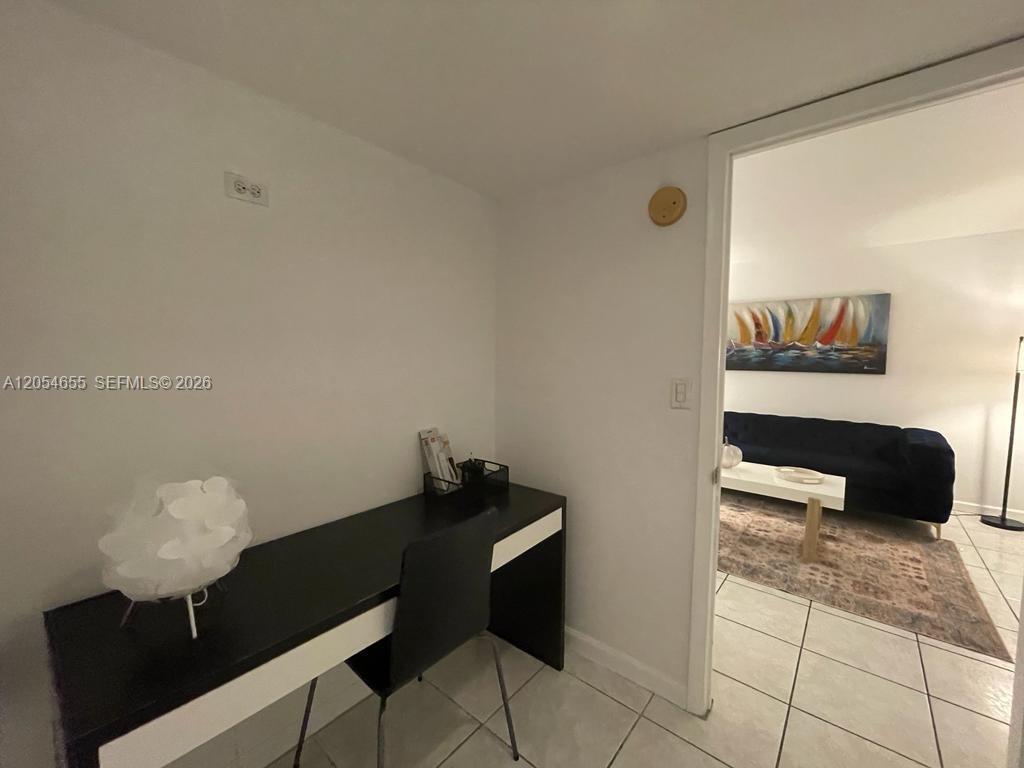 1881 Washington Ave # 4D, Miami Beach FL 33139 photo 2