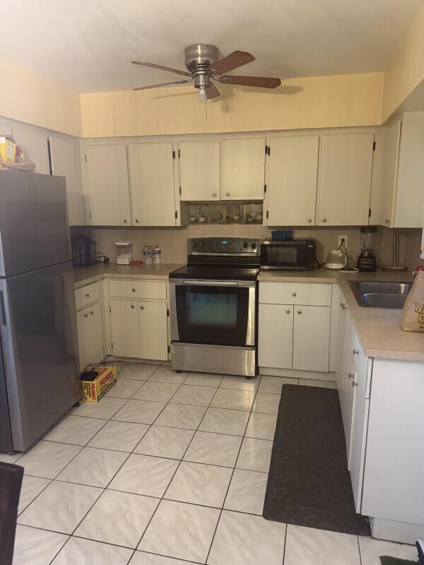 15100 NE 13th Avenue, North Miami Beach FL 33162 photo 3