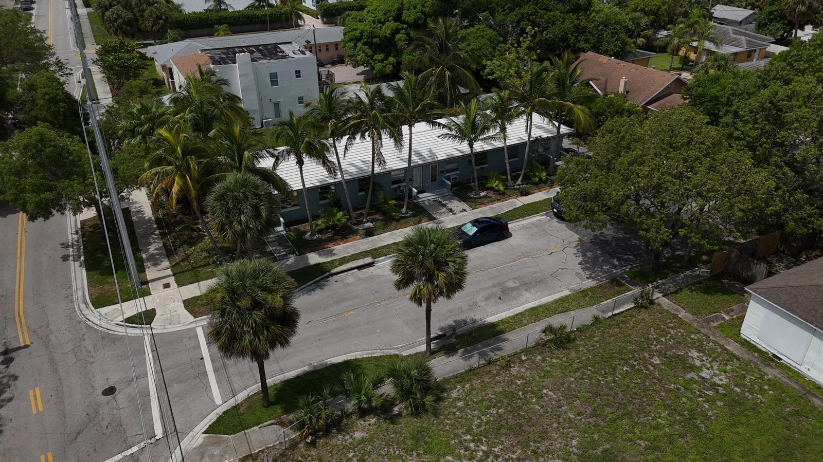 400 51st Street # 404, West Palm Beach FL 33407 photo 2
