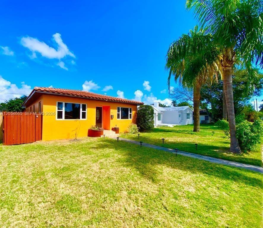 1631 Hollywood Blvd, Hollywood FL 33020 photo 3
