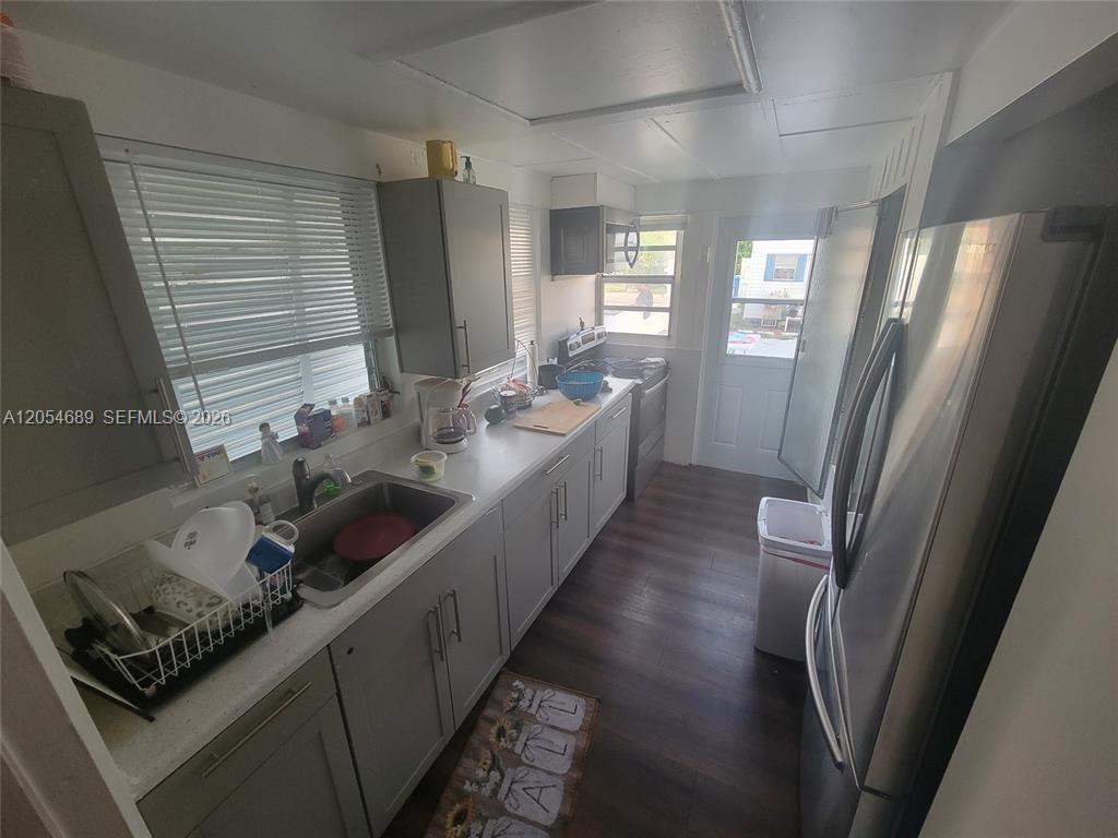 1711 Jackson St, Hollywood FL 33020 photo 3